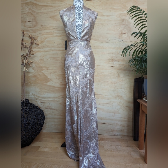 Occasion formal dress - Picture 3 of 10